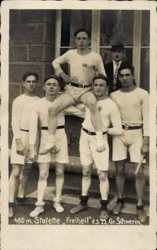 Ak Leichtathletik, 400m-Stafette Freiheit, Schwerin, Sportler, Jahr 1922
