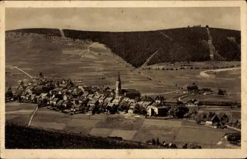 Ak Oberwiesenthal im Erzgebirge, Fichtelberg, Panorama
