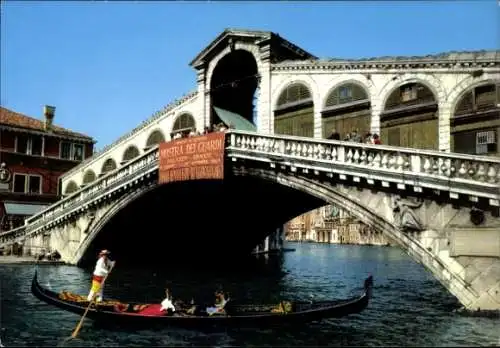 Ak Venezia Venedig Veneto, Rialtobrücke, Gondel