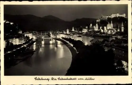 Ak Salzburg in Österreich, Gesamtansicht, Nachtbeleuchtung