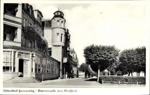 Ak Ostseebad Zinnowitz auf Usedom, Promenade am Kurhaus