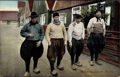 Ak Marken Nordholland, Alte Fischer in Tracht