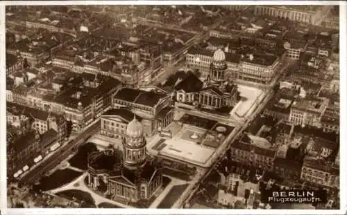 Ak Berlin Mitte, Gendarmenmarkt, Staatl. Schauspielhaus, Deutscher u. Französischer Dom