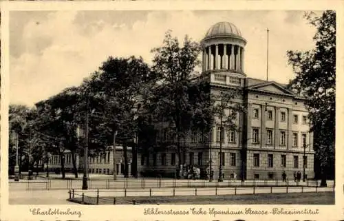 Ak Berlin Charlottenburg, Schlossstraße, Ecke Spandauer Straße, Polizeiinstitut