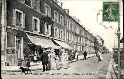 Ak Luc sur Mer Calvados, rue Belle-Plage und das Hôtel du Petit Enfer