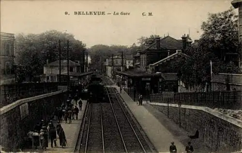 Ak Bellevue Hauts de Seine, Gare