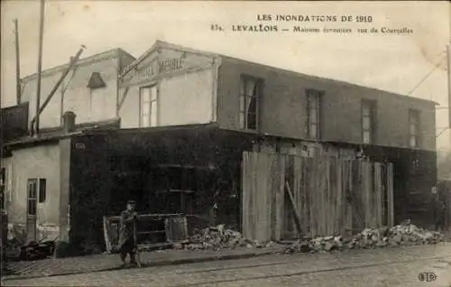 CPA Levallois Perret Hauts de Seine, Les Inondations de 1910, Maisons ecroulées, Rue de Courcelles