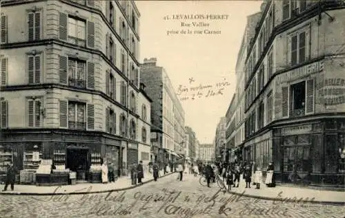 Ak Levallois Perret Hauts de Seine, Rue Vallier, aufgenommen von der Rue Carnot