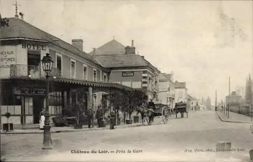 Ak Chateau du Loir Sarthe, Pres la Gare, Hotel