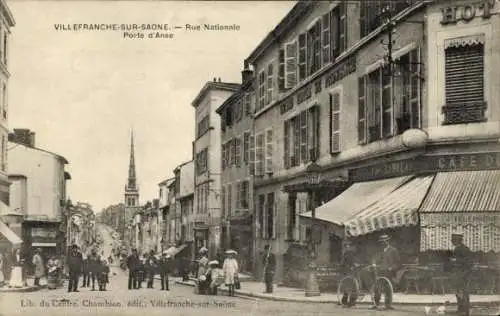 Ak Villefranche sur Saône Rhône, Rue Nationale, Porte d'Anse