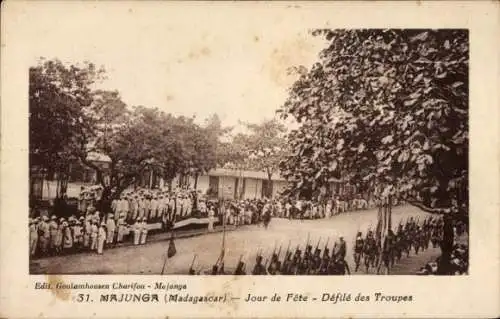 Ak Mahajanga Majunga Madagaskar, Festtag, Truppenparade