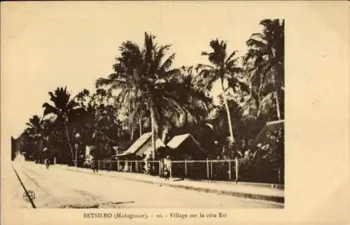 Ak Betsileo Madagaskar, Dorf an der Ostküste