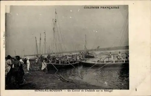 Ak Senegal Sudan Französisch-Mali, ein Konvoi von Lastkähnen auf Senegal