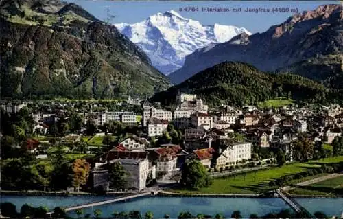 Ak Interlaken Kt. Bern Schweiz, Gesamtansicht, Jungfrau