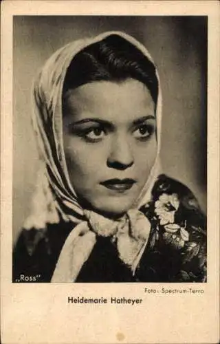Ak Schauspieler Heidemarie Hatheyer, Portrait