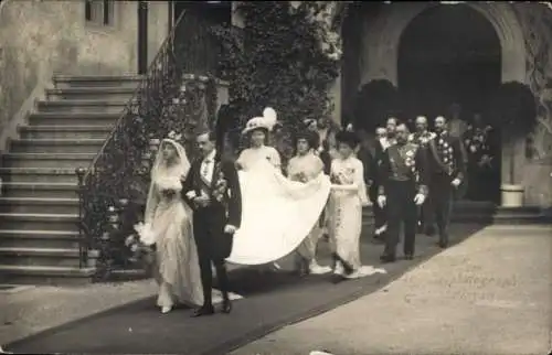 Foto Ak Manuel II., König von Portugal, Auguste Viktoria von Hohenzollern, Hochzeit