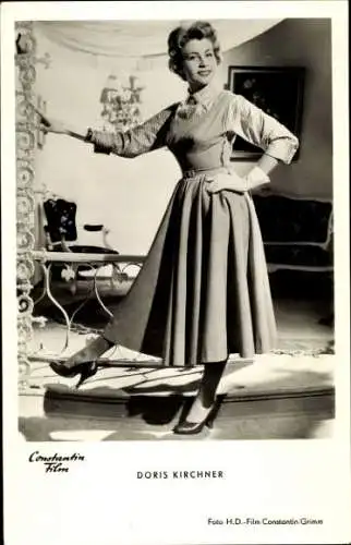 Ak Schauspielerin Doris Kirchner, Portrait, Film die 7 Kleider der Katrin