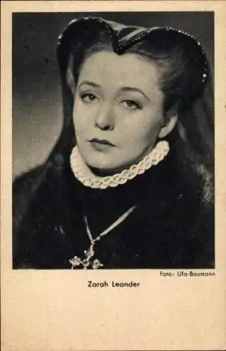 Ak Schauspielerin und Sängerin Zarah Leander, Portrait, Rose von Nowgorod, Ross Verlag