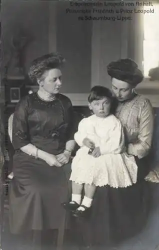Foto Ak Erbprinzessin Leopold von Anhalt, Prinzessin Friedrich und Prinz Leopold zu Schaumburg Lippe