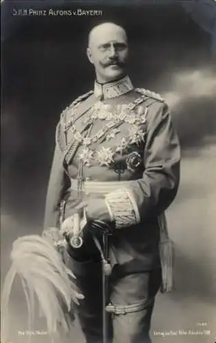 Ak Prinz Alfons von Bayern, Standportrait, Paradeuniform, Orden