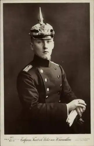 Ak Erbprinz Friedrich Victor von Hohenzollern Sigmaringen, Portrait, Uniform, Pickelhaube