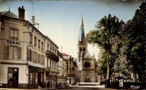 Ak Epernay Marne, Kirche Notre-Dame, Place Thiers