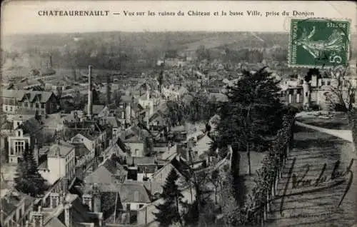 Ak Château Renault Indre-et-Loire, Prise du Donjon, Ruines du Chateau, basse Ville