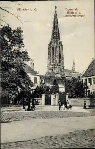 Ak Münster in Westfalen, Domplatz, Blick auf die Lambertikirche