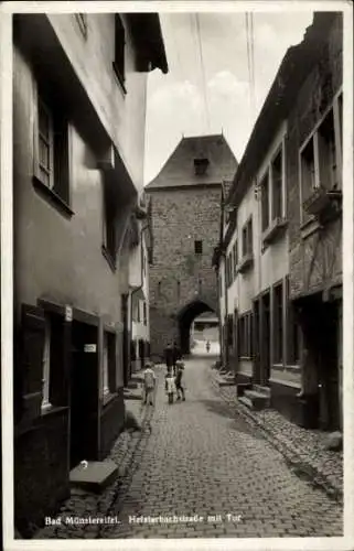 Ak Bad Münstereifel in Nordrhein Westfalen, Heisterbachstraße mit Tor