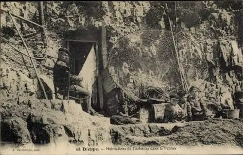 Ak Dieppe Seine Maritime, Fischerhäuser in La Falaise