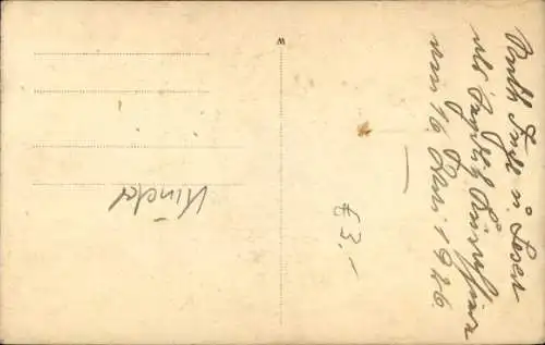 Foto Kinder in Uniformen, Pickelhauben