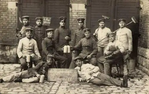 Ak Neu Ulm in Schwaben, Deutsche Soldaten in Uniformen, I WK