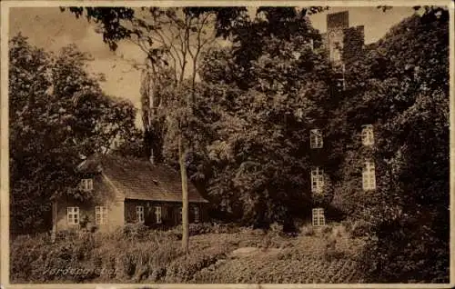 Ak Cismar Grömitz in Holstein, Vordergiebel, Landesjugendheim, altes Kloster