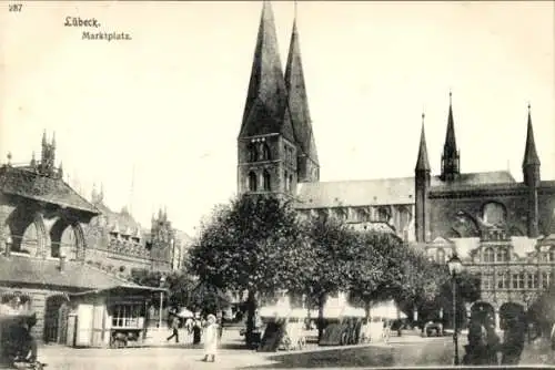 Ak Lübeck, Marktplatz