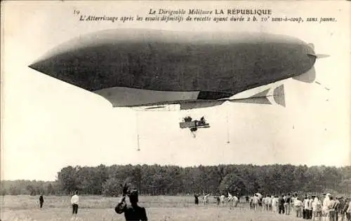 Ak Französisches Militär-Luftschiff La République, Landung