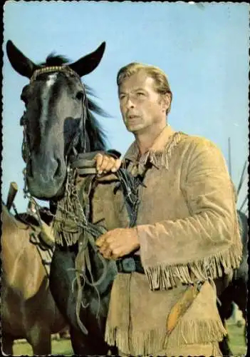 Ak Schauspieler Lex Barker, Portrait als Old Shatterhand mit einem Pferd, Winnetou II. Teil