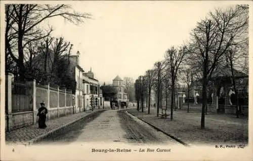Ak Bourg la Reine Hauts de Seine, La Rue Carnot