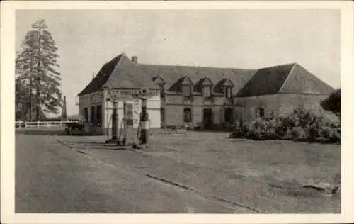 Ak Coulonges Orne, Tankstelle