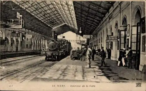 Ak Le Mans Sarthe, Intérieur de la Gare, Bahnhof, Innenansicht, Dampflokomotive