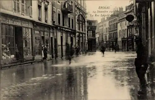 Ak Épinal Lothringen Vosges, Hochwasser 24 Dezember 1919, Rue Leopold Bourg