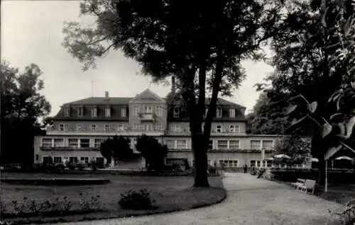 Ak Bad Köstritz in Thüringen, Sanatorium, Außenansicht