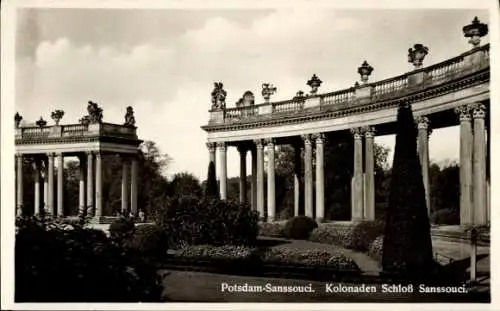 Ak Potsdam Sanssouci, Schloss Sanssouci, Kolonaden