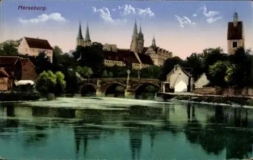 Ak Merseburg an der Saale, Teilansicht, Saale, Brücke, Schloss, Kirche