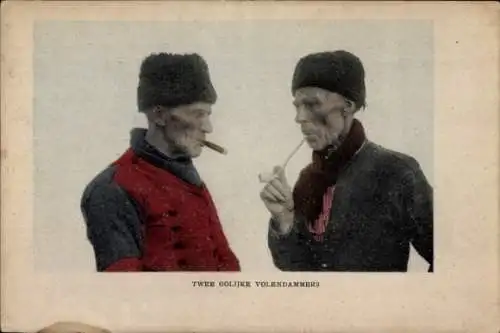 Ak Zwei rauchende Männer, Pfeife, Zigarette, Niederländische Tracht