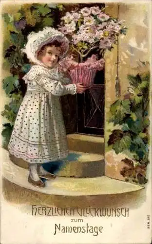 Präge Litho Glückwunsch Namenstag, Mädchen mit Blumen vor einer Haustür