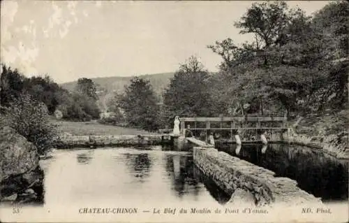 Ak Château Chinon Nievre, Le Bief du Moulin de Pont d'Yonne