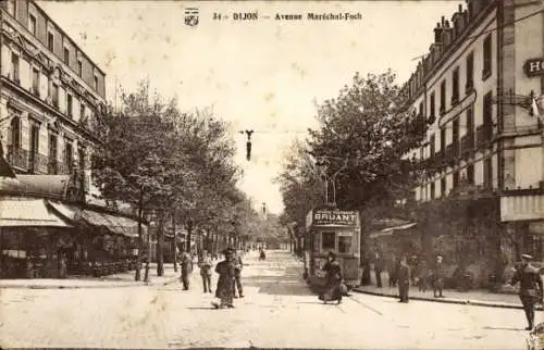 Ak Dijon Côte d’Or, Avenue Marechal-Foch, Straßenbahn