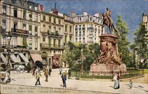 Ak Lille Nord, Place Richebe, Statue von General Faidherbe