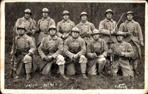 Foto Ak Nancy Meurthe et Moselle, Französische Soldaten in Uniformen, 26. R. I.