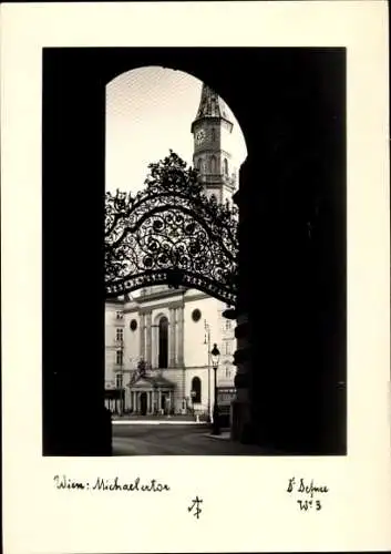 Ak Wien 1 Innere Stadt, Blick durchs Michaeler Tor